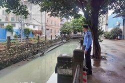 雨水管流出白水！東莞市萬江查處一清洗廢水外排企業(yè)